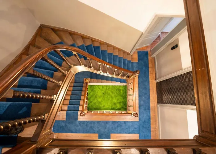 Signature Apartment